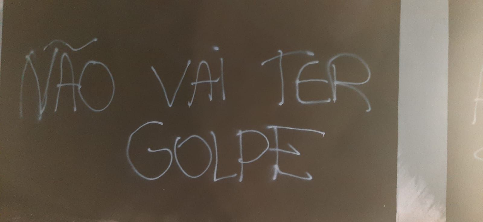 Corinthians: muros do Parque São Jorge são pichados em meio a processo de impeachment