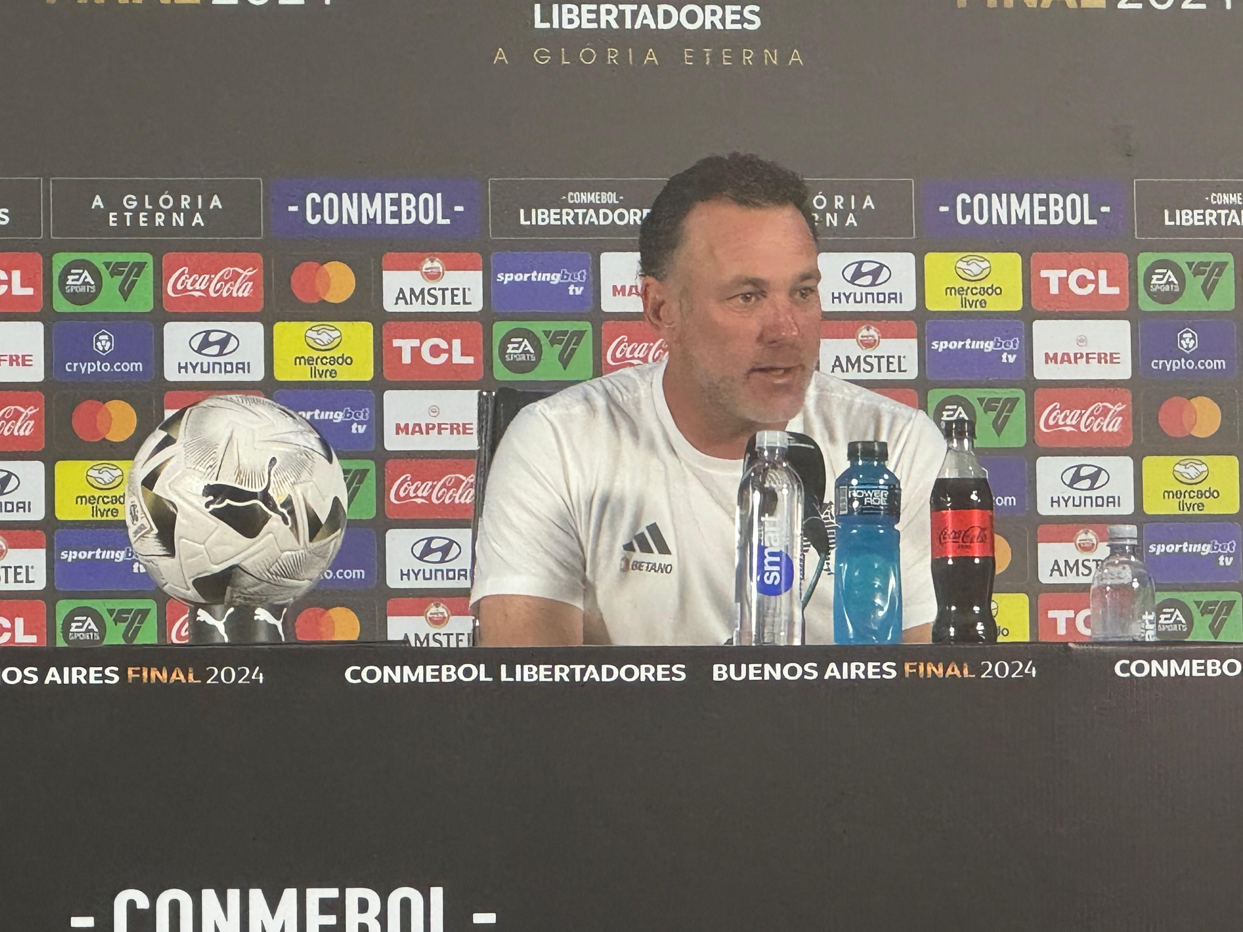 Surpresas? Milito detalha como escalará Atlético na final contra o Botafogo