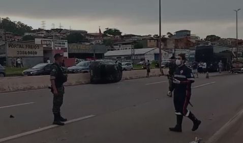 Imagens do acidente no Anel Rodoviário em BH nesta sexta-feira (29)