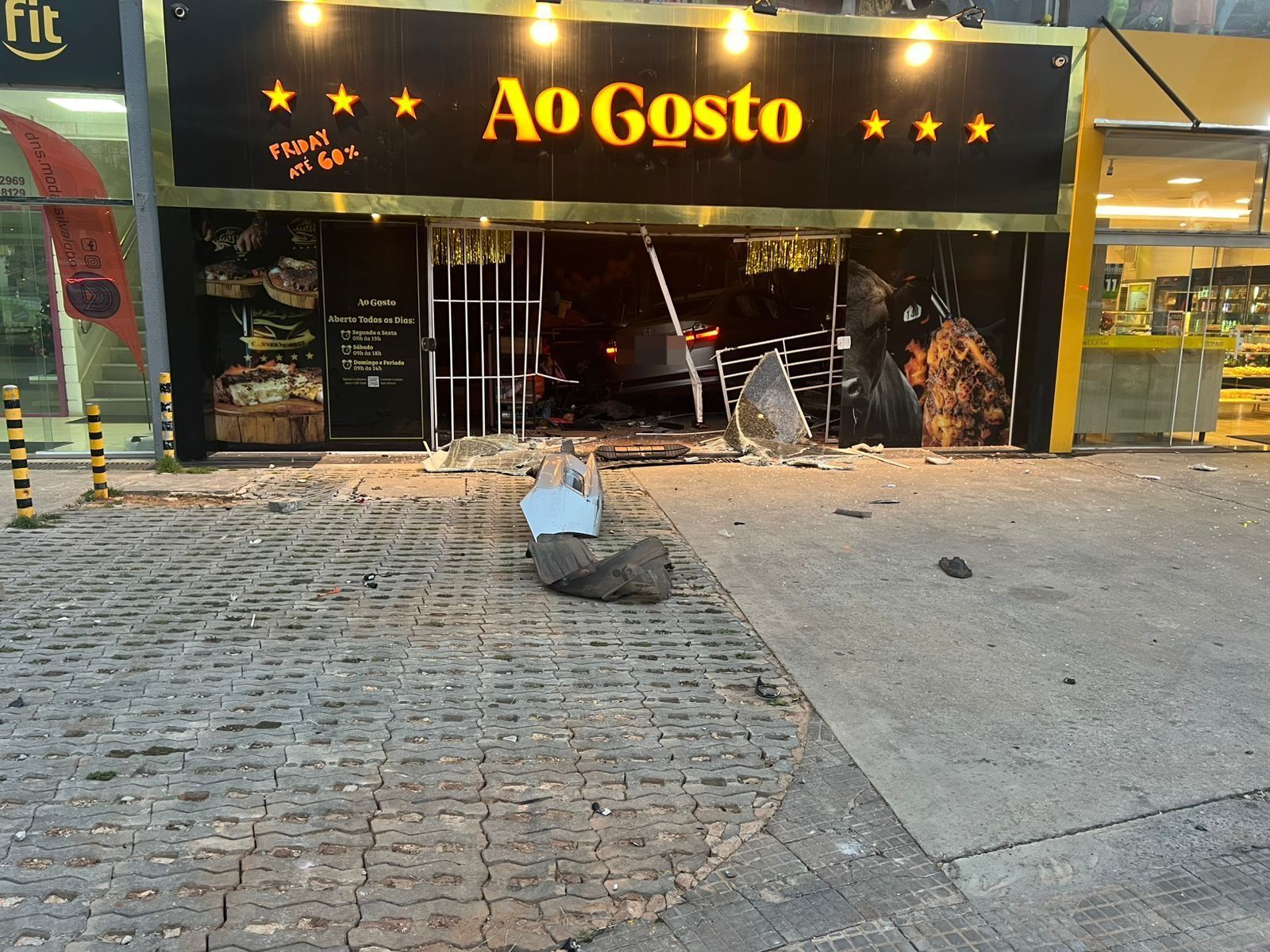 'Prejuízo de R$ 1 milhão', diz gerente da Ao Gosto após loja ser destruída por motorista embriagado