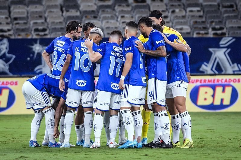 Jogador do Cruzeiro integra lista de dez esportistas mais buscados no Google