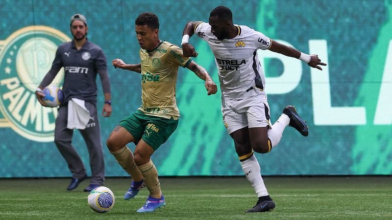 Destaque na Série A se despede de clube e fica livre no mercado da bola