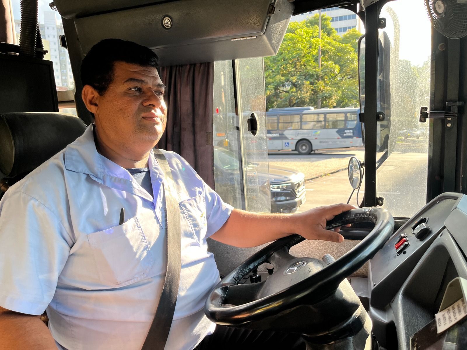 De ônibus na Avenida Afonso Pena: mais de 4 milhões de passageiros criam laços no tradicional trajeto de BH