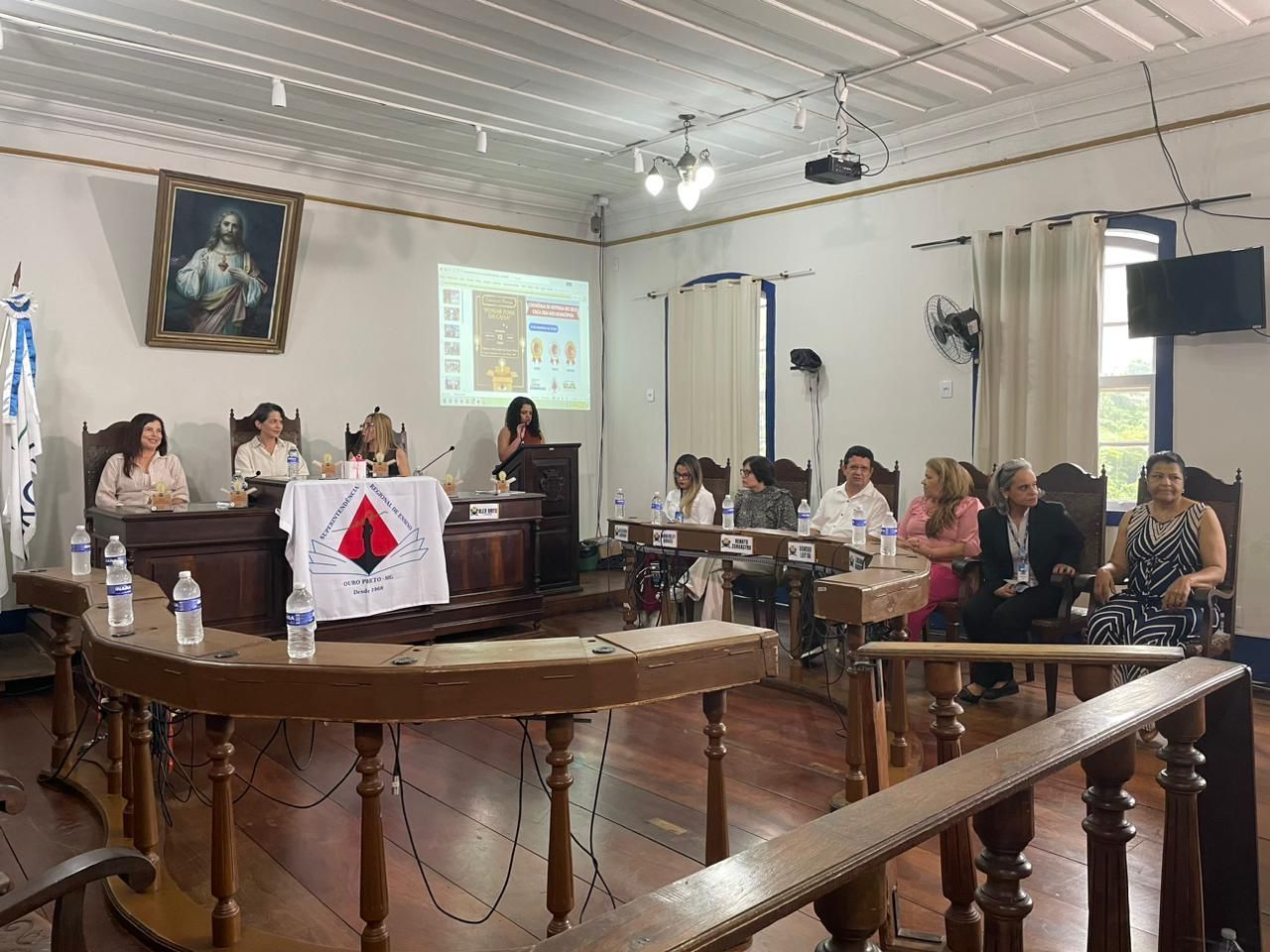 Superintendência de Ouro Preto premia projetos inovadores na educação pública