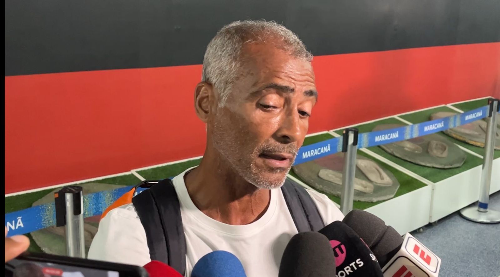 Romário pede permanência de Gabigol no Flamengo: 'Nova diretoria pode repensar'