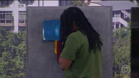 Diogo Almeida atende o Big Fone