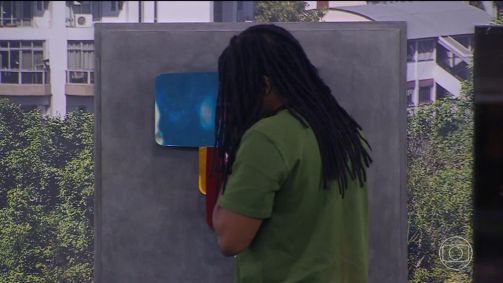 Diogo Almeida atende o Big Fone