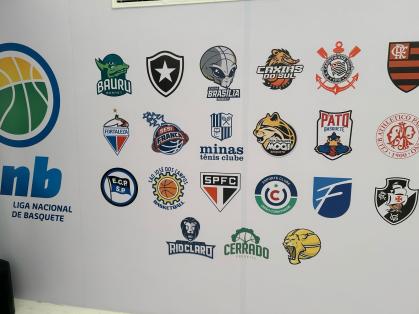 Veja fotos da exposição Fundamentos do Basquete