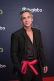 Elenco de 'Vale Tudo' se reúne em festa de lançamento do remake