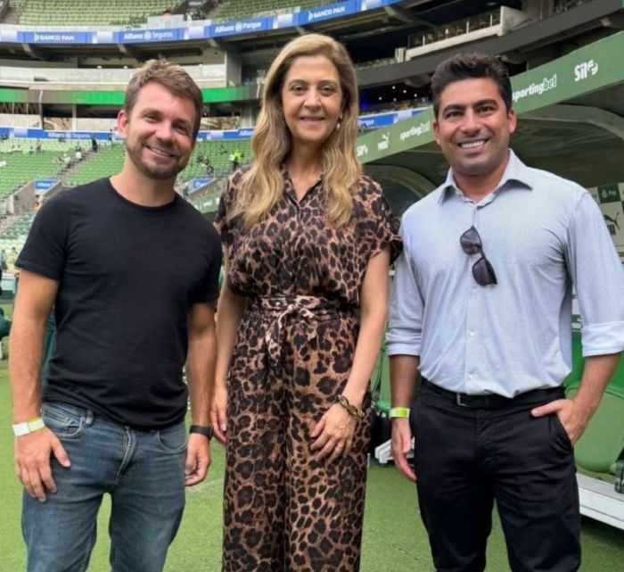 Convidado da comitiva do Botafogo, Leila Pereira e Thairo Arruda