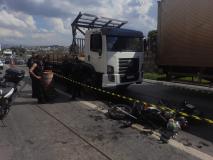 Dupla é presa ao fugir de guardas e causar acidente na av. Cristiano Machado, em BH