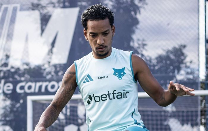 Matheus Pereira durante treinamento do Cruzeiro Matheus Pereira durante treinamento do Cruzeiro