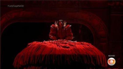 Lady Gaga faz show histórico no Rio de Janeiro