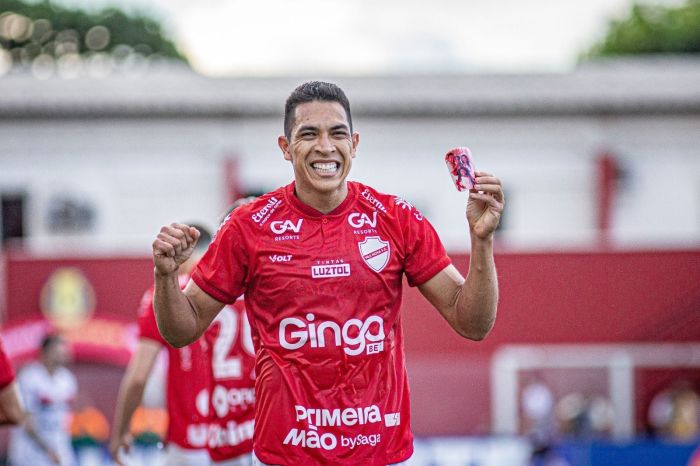 Igor Henrique, vice-artilheiro do Vila Nova em 2025