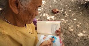 Maria Toinha, de 89 anos, e o neto Marcos Andrade