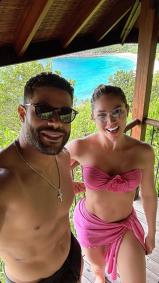 Hulk, do Atlético, curte férias nas Ilhas Seychelles