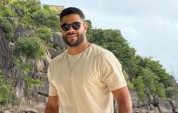 Hulk, do Atlético, curte férias nas Ilhas Seychelles