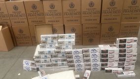 Carga de cigarro apreendida em Nova Serrana