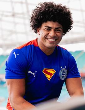 Nova camisa do Bahia com temática do Superman