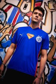 Nova camisa do Bahia com temática do Superman