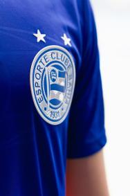 Nova camisa do Bahia com temática do Superman
