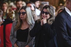 Mylena Ciribelli no velório de Preta Gil