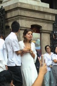 Corpo de Preta Gil sai em cortejo