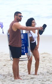 Bella Campos e Cauã Reymond em gravações de Vale Tudo
