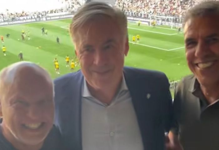 Reinaldo, Ancelotti e Toninho Cerezo na Arena MRV, estádio do Atlético