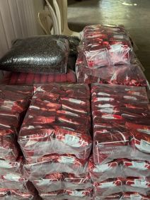 Veja fotos da operação no RJ de café impróprio