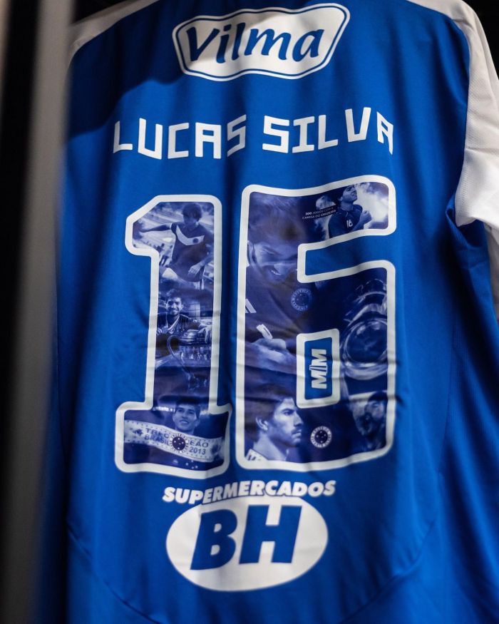 A camisa especial de Lucas Silva para Cruzeiro x São Paulo