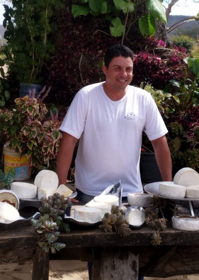Produtor de Queijo Minas Artesanal 