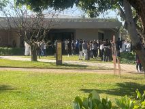 Sob forte comoção, estudante que morreu após acidente de carro em BH é velada