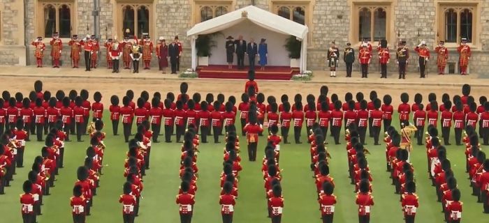 Melania e Donald Trump vão a cerimônia oficial com Rei Charles III e Rainha Camila no Castelo de Windsor