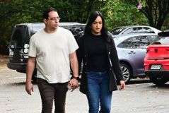 Liza Gomes no velorio de JP Mantovani