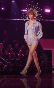 Angels desfilaram no VSFS 2025