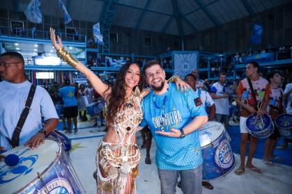 Sabrina Sato em ensaio de Carnaval da Vila Isabel