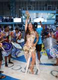 Sabrina Sato em ensaio de Carnaval da Vila Isabel