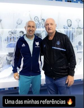 Jardim registra momento ao lado de Felipão, diretor técnico do Grêmio Jardim registra momento ao lado de Felipão, diretor técnico do Grêmio