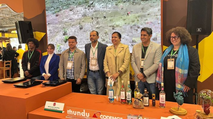 Momento do lançamento da Rota do Jequi ao Norte, com presença de autoridades locais e do Governo de Minas