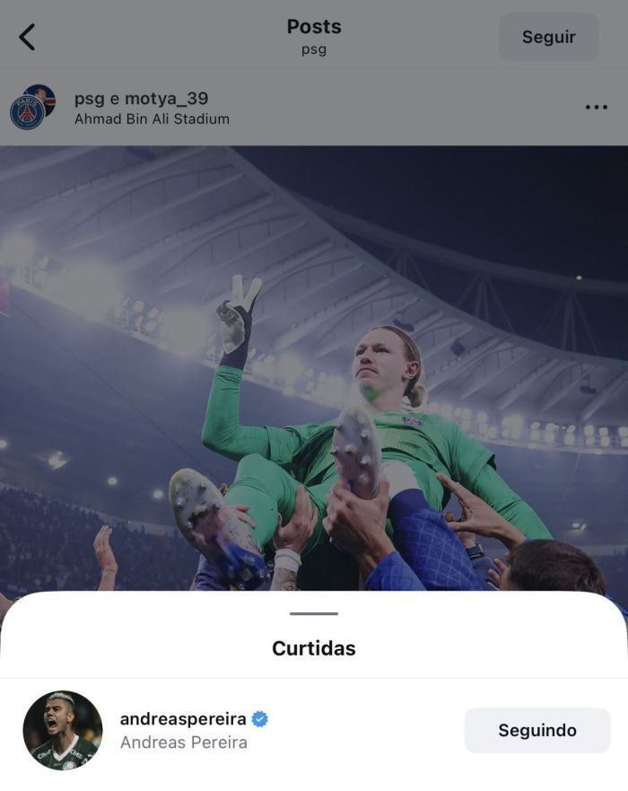Andreas Pereira curte post do título do PSG contra o Flamengo