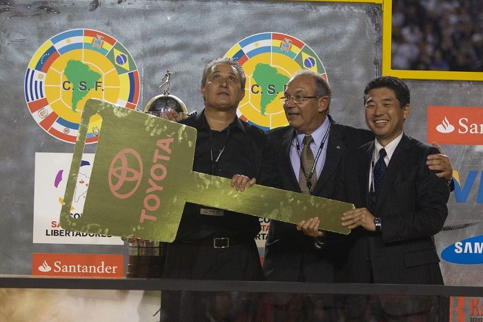 Tite foi campeão da Copa Libertadores de 2012 pelo Corinthians