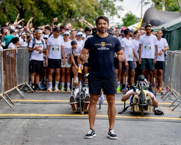 Delegado-geral Jurandir Rodrigues, chefe do 11º Departamento da Polícia Civil, durante corrida realizada em 2025.