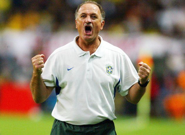 Scolari comemora na Copa do Mundo de 2002