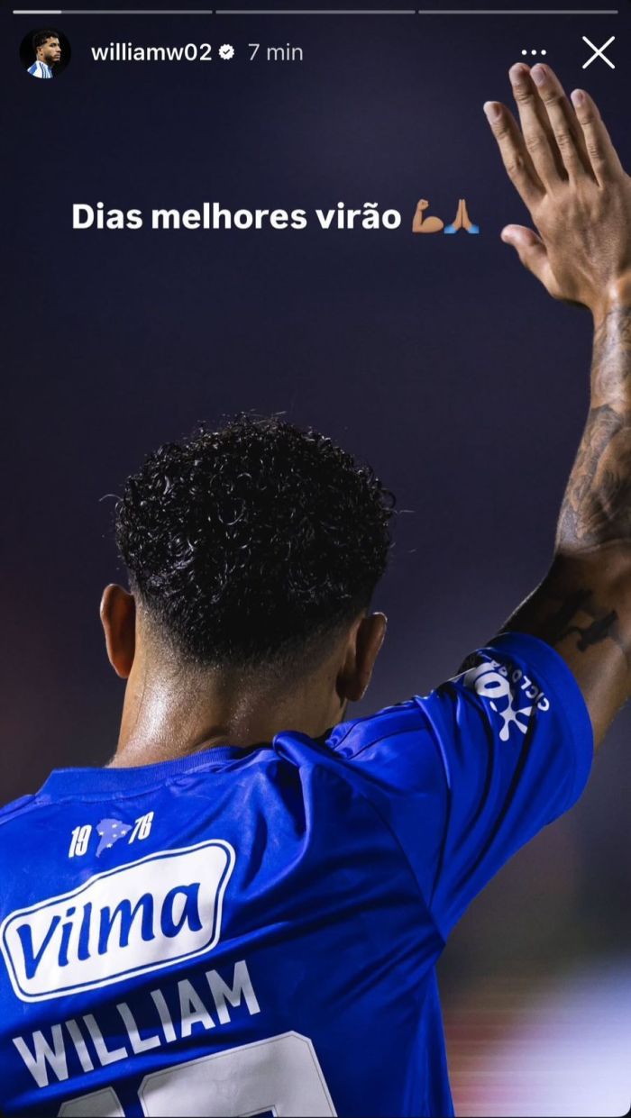 William, lateral do Cruzeiro, em manifestação no Instagram