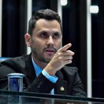 Senador Cleitinho cobra prioridade no pagamento de emendas destinadas à Zona da Mata