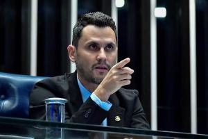 Republicanos deve confirmar candidatura de Cleitinho ao governo de MG na segunda-feira (3)