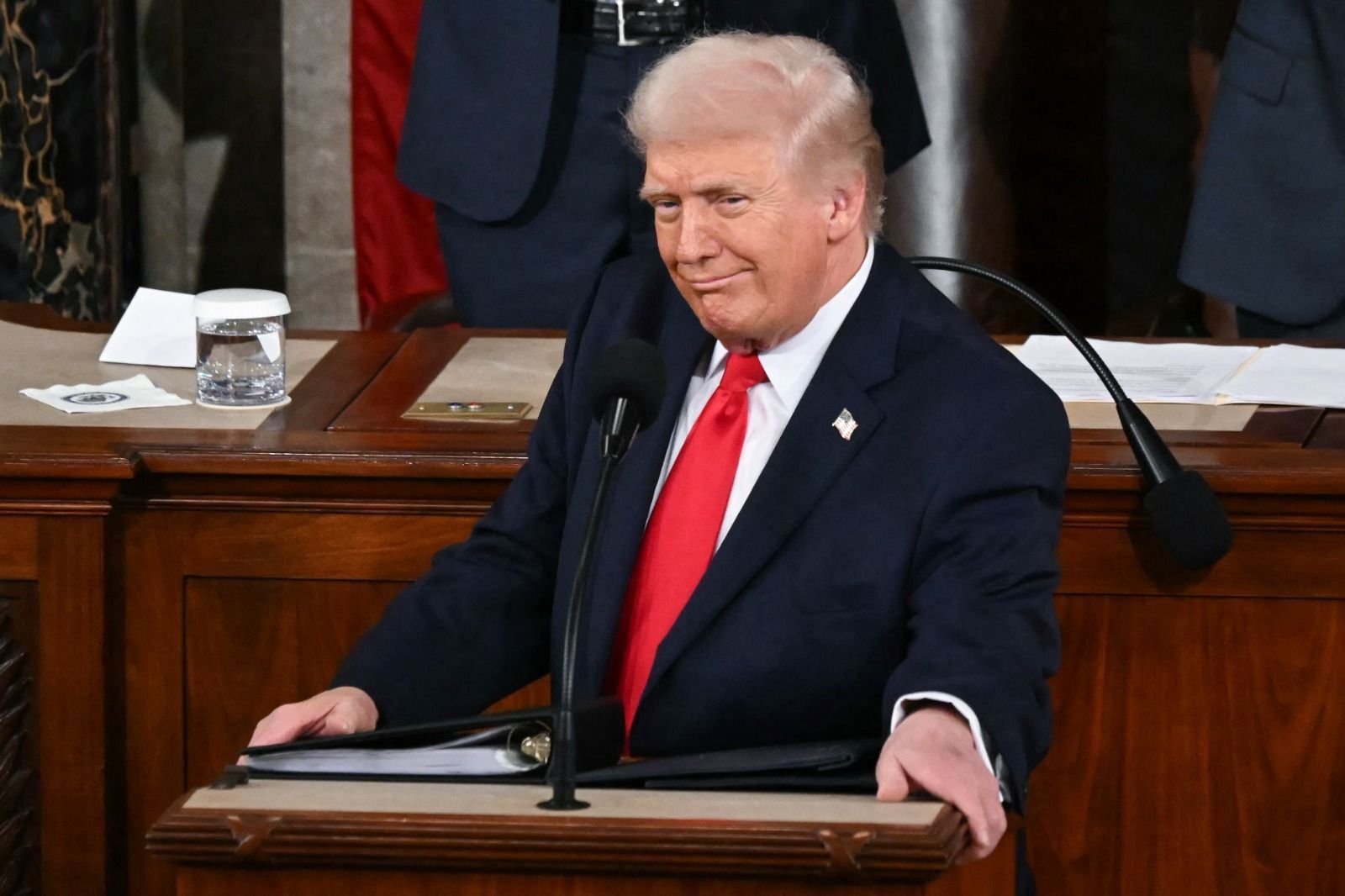 Trump diz que imigrantes ilegais não entram nos EUA e que inimigos do país estão com medo