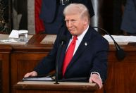 Trump ameaça 'explodir tudo' e controlar petróleo no Irã, mas diz que acordo está próximo