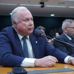 CCJ define deputado Paulo Azi como relator da PEC que propõe fim da escala 6×1